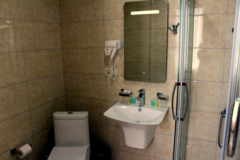 Bathroom 3, Hotel Lazi, Kobuleti