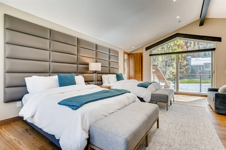 Bedroom 1, 1-1337 Vail Valley Drive, Eagle