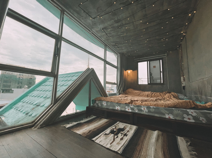 Bedroom 9