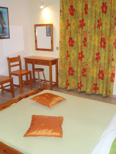 Bedroom 3, Studio Stars, Ionian Islands