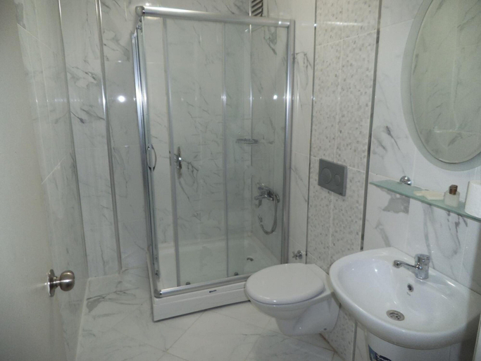 Bathroom 5, Grand Oral Hotel, Fatih