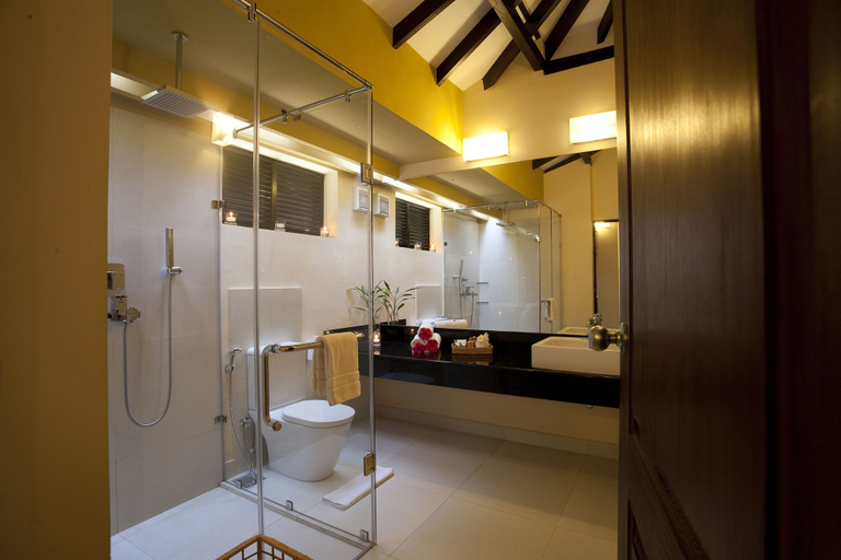 Bathroom 5, Club Hotel Dolphin, Wennappuwa
