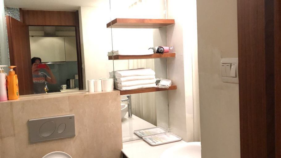 Bathroom 5, Beijing Haisheng Jialin Aparthotel, Beijing