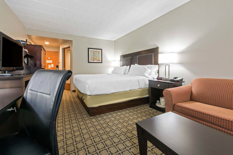 Bedroom 3, Clarion Inn Cranberry Township, Allegheny