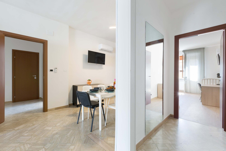 Others 5, 2983 Floating Apartment by Barbarhouse, Lecce