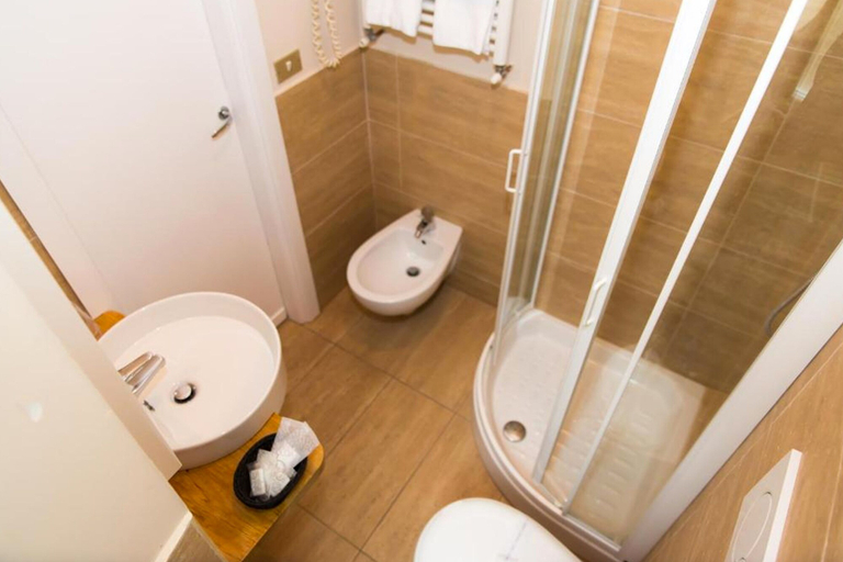 Bathroom 4, Hotel Touring Wellness & Beauty, Frosinone