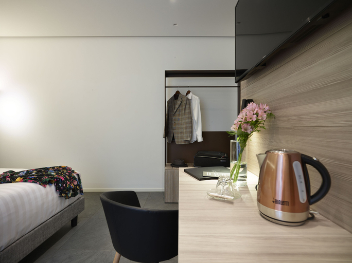 Bedroom 4, Boutique hotel touring, Verona