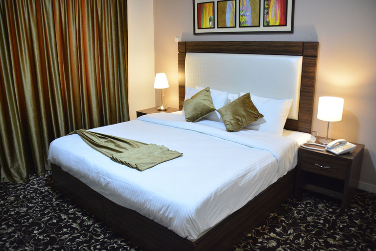Bedroom 4, Rawa hotel Suites, Wadi Essier