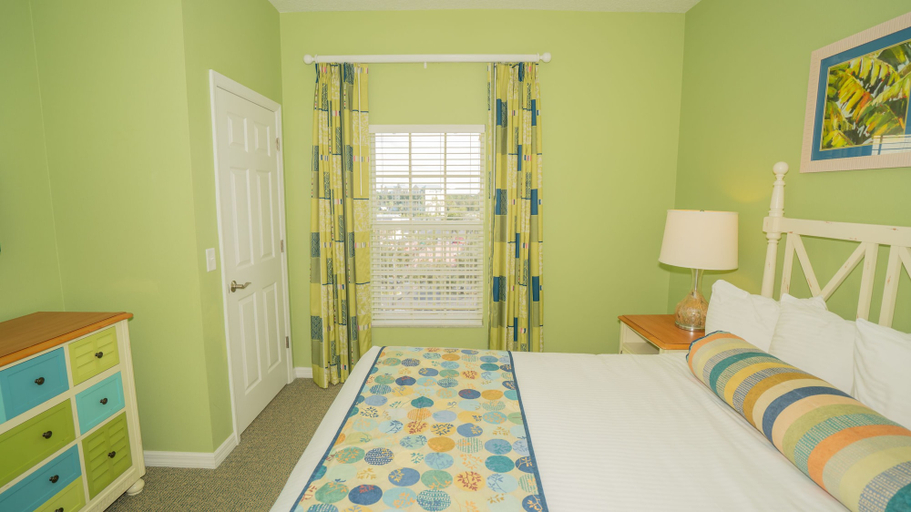 Bedroom 2, Barefoot Suites, Osceola