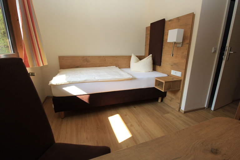 Bedroom 4, Waldhotel Albachmuehle, Trier-Saarburg