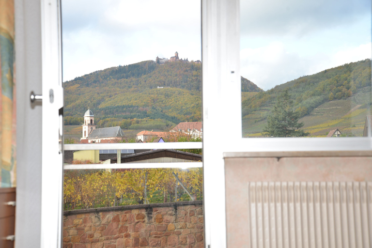 Exterior & Views 3