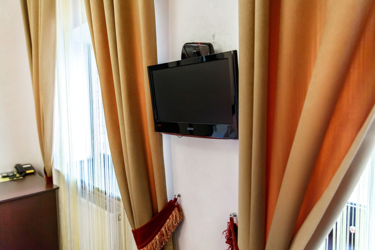 Others 5, Tsaritsynskiy Hotel, Kharkivs'ka