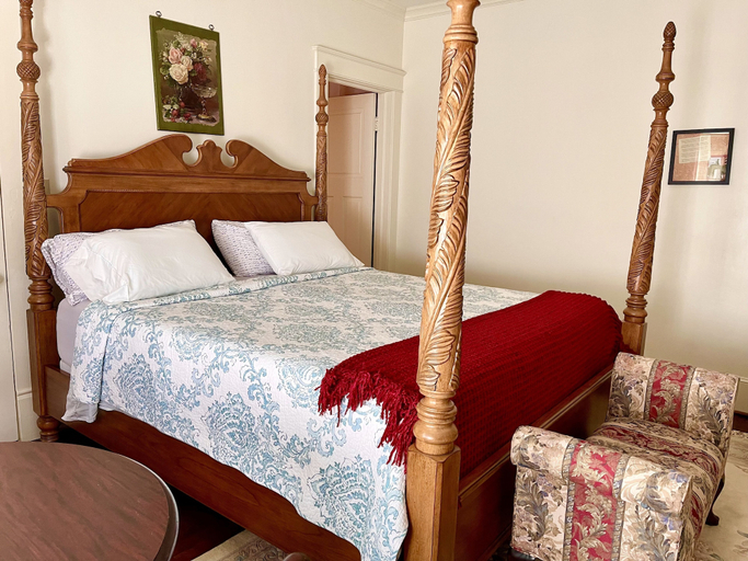 Bedroom 2, Greenwood Bed & Breakfast, Guilford