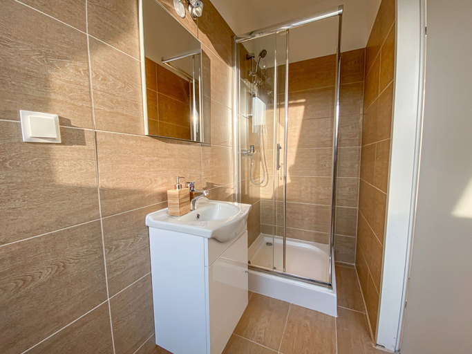 Bathroom 3, Hauptbahnhof Boutique Rooms - Virtual Reception & Self-Checkin, Wien