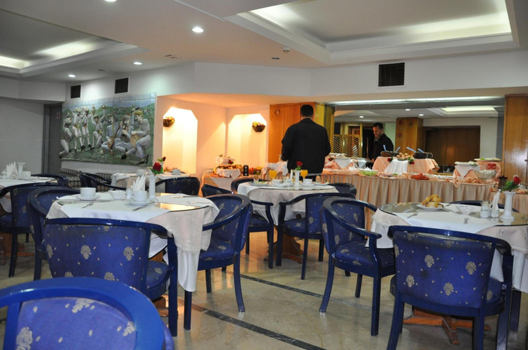 Food & Drinks 4, Otel Kabacam, Konak