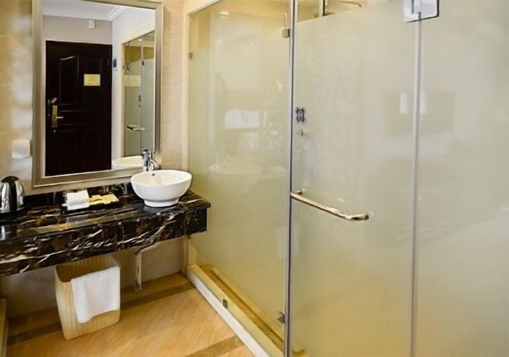 Bathroom, Sun Island Holiday Hotel Shenzhen, Shenzhen