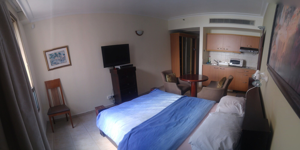 Bedroom 5, Almog Studio