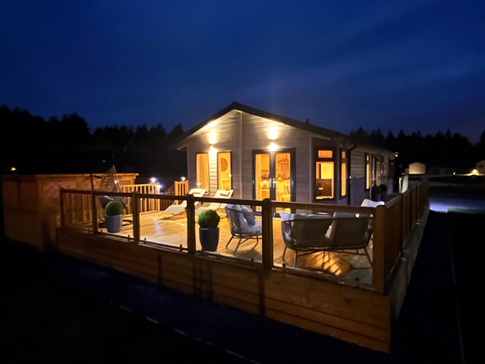 Exterior & Views 1, Hollicarrs - Bluebell Lodge, North Yorkshire
