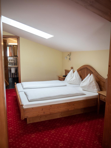 Bedroom 3, Aparthotel Kristall, Sankt Johann im Pongau
