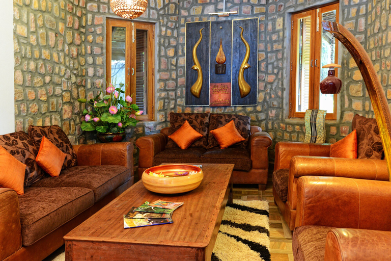 Public Area, Nataya Roundhouse Coral Bay Resort and Spa, Kampot