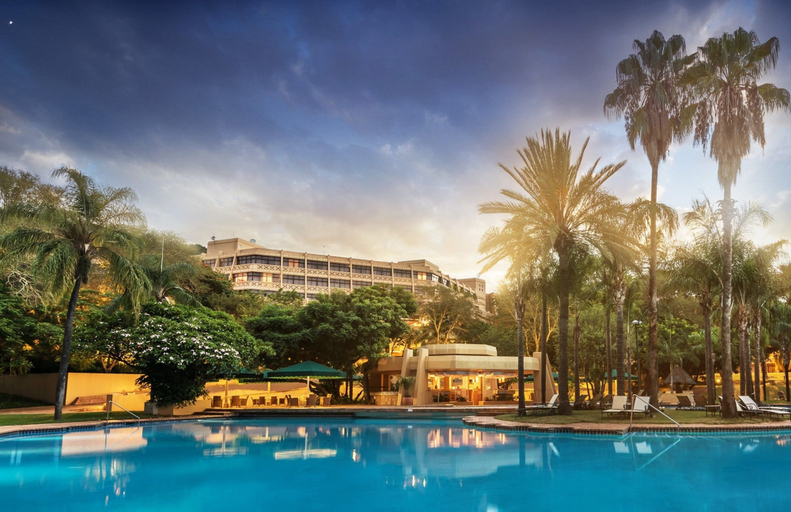 Exterior & Views 2, Sun City Hotel and Casino, Bojanala