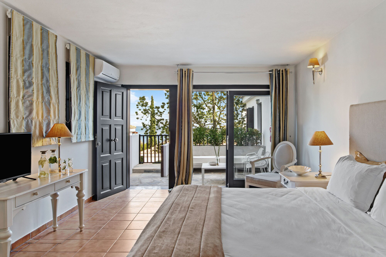 Bedroom 3, Aegean Suites, Thessaly