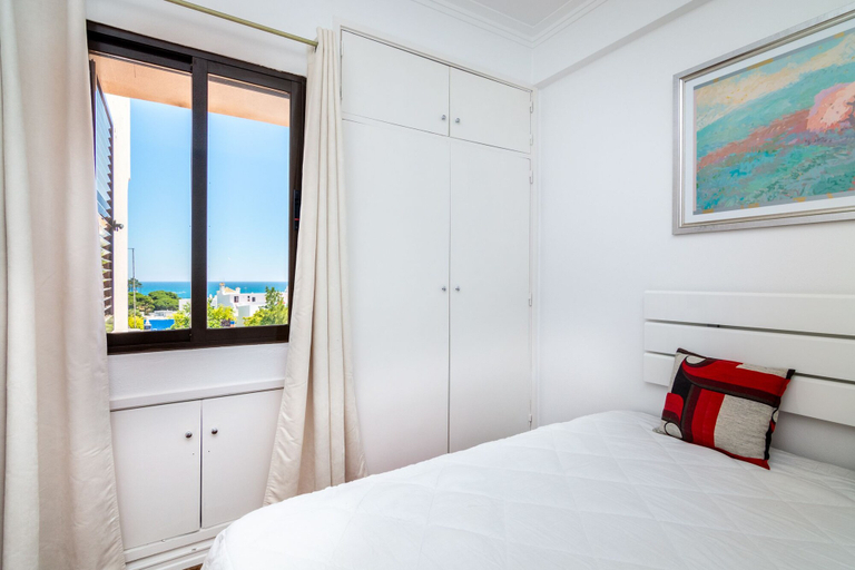 Bedroom 2, Albufeira Suite & Beach Apartment, Albufeira