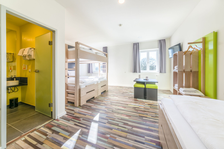Bedroom 3, Hostel Art & Style, Konstanz
