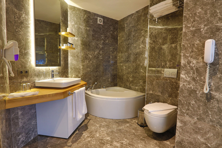 Bathroom 5, Hotel Vita Bella Resort & Spa, Bodrum