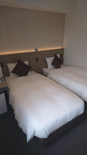 Bedroom 5, Nipponbashi Crystal Hotel 2, Osaka