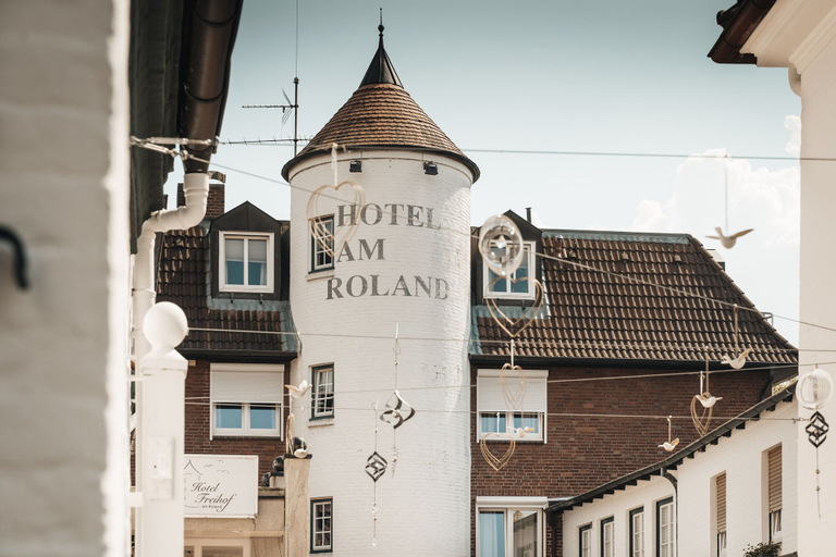 Exterior & Views 2, Hotel Freihof am Roland, Pinneberg