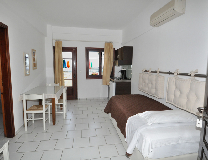 Bedroom 4, Pennystella Apartments, Crete