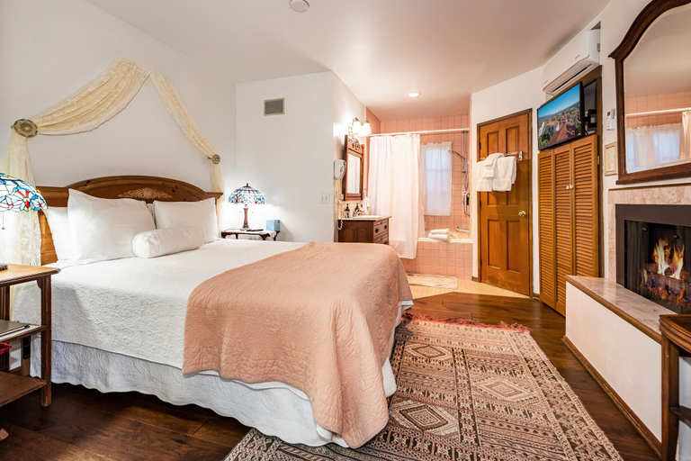 Bedroom 3, Bath Street Inn, Santa Barbara