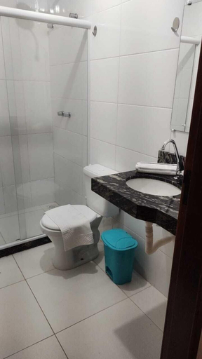 Bathroom 4, Pousada Arraial Beach, Arraial do Cabo
