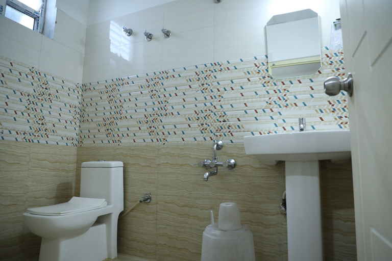 Bathroom 3, Krishna's Landmark Business Hotel, Bangalore