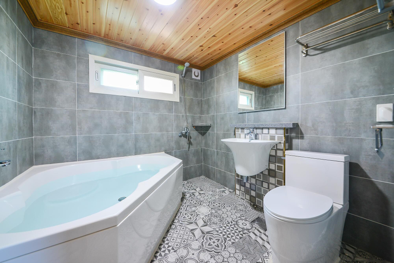 Bathroom 4, Tongyoung Seychelles Poolvilla, Tongyeong