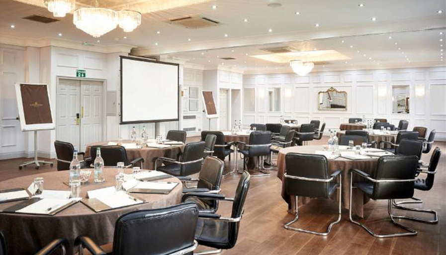 Food & Drinks 5, Burnham Beeches Hotel & Spa, Buckinghamshire