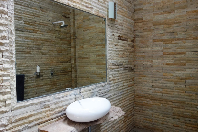 Bathroom 5, Pulau Weh Paradise, Sabang