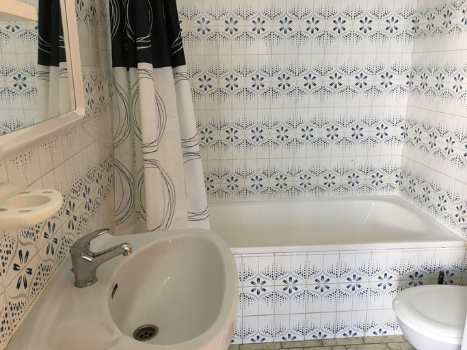 Bathroom, Apartamentos Voramar 4, Castellón