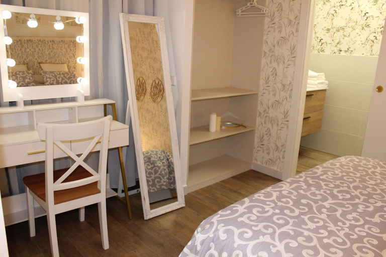 Bedroom 3, Apartamentos OnceMolinos, Toledo
