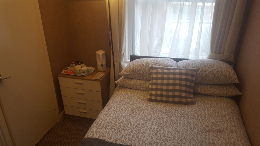 Others 5, Newholme Hotel, Blackpool