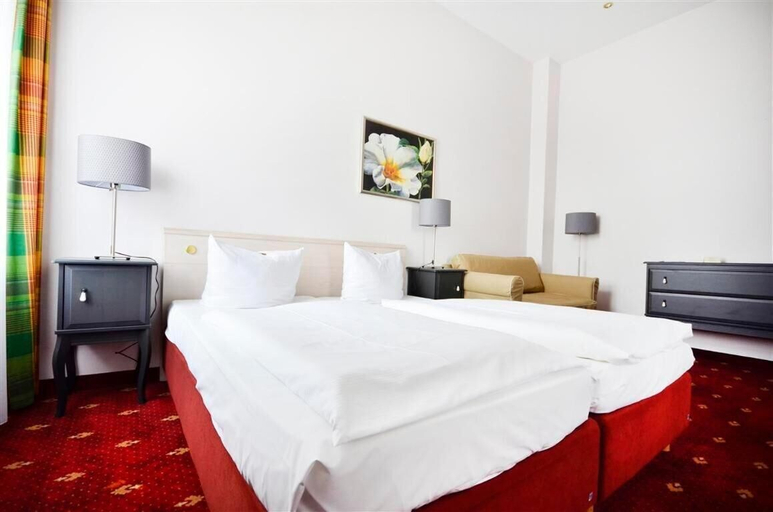 Bedroom 4, Parkhotel Helmstedt, Helmstedt