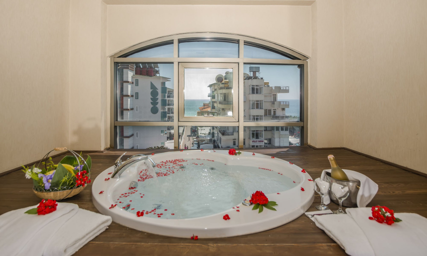 Bathroom 4, Taç Premier Hotel & Spa, Alanya