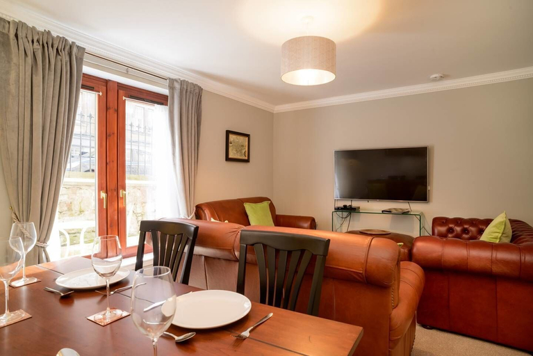 Others 5, JOIVY Gorgeous Stockbridge Apt With Underground Parking, Edinburgh