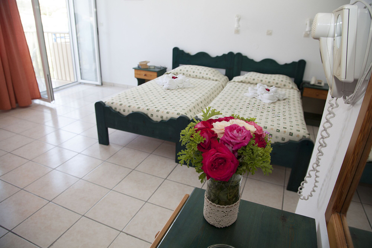 Bedroom 3, Athinoula Hotel, South Aegean
