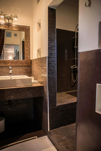 Bathroom 5, Villa Mano, Marrakech