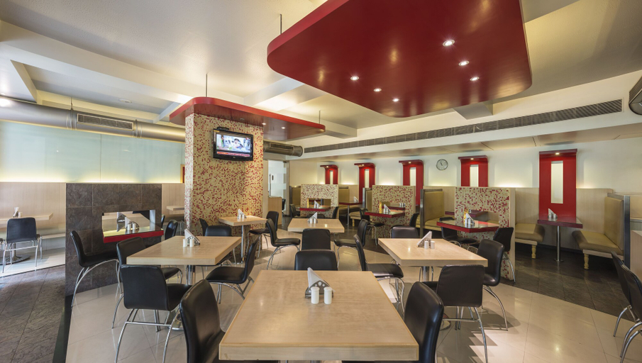 Food & Drinks 5, The Regenza by Tunga, Thane