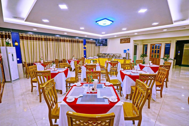 Food & Drinks 4, Moon Light Hotel, Mandalay