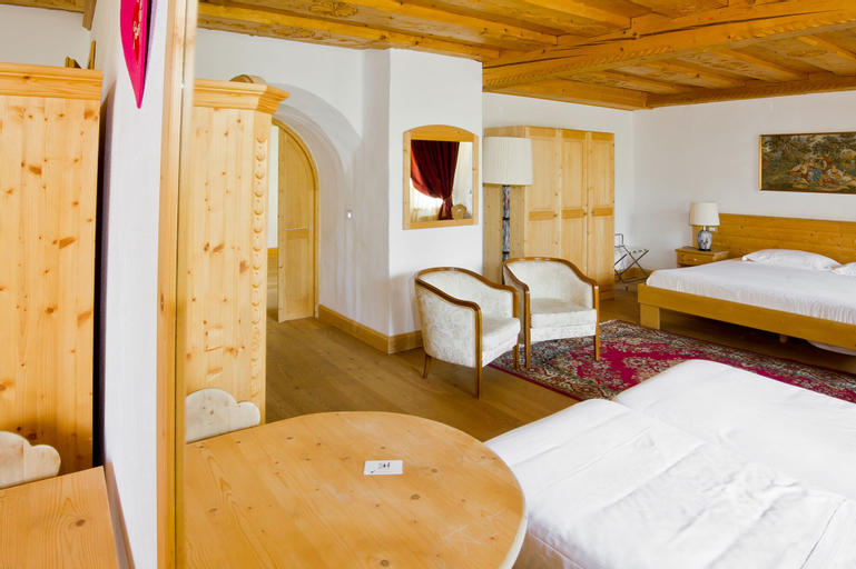 Bedroom 3, Hotel Edelhof, Udine