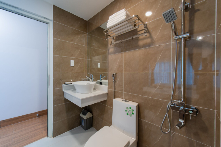 Bathroom 3, Marilla Hotel, Nha Trang